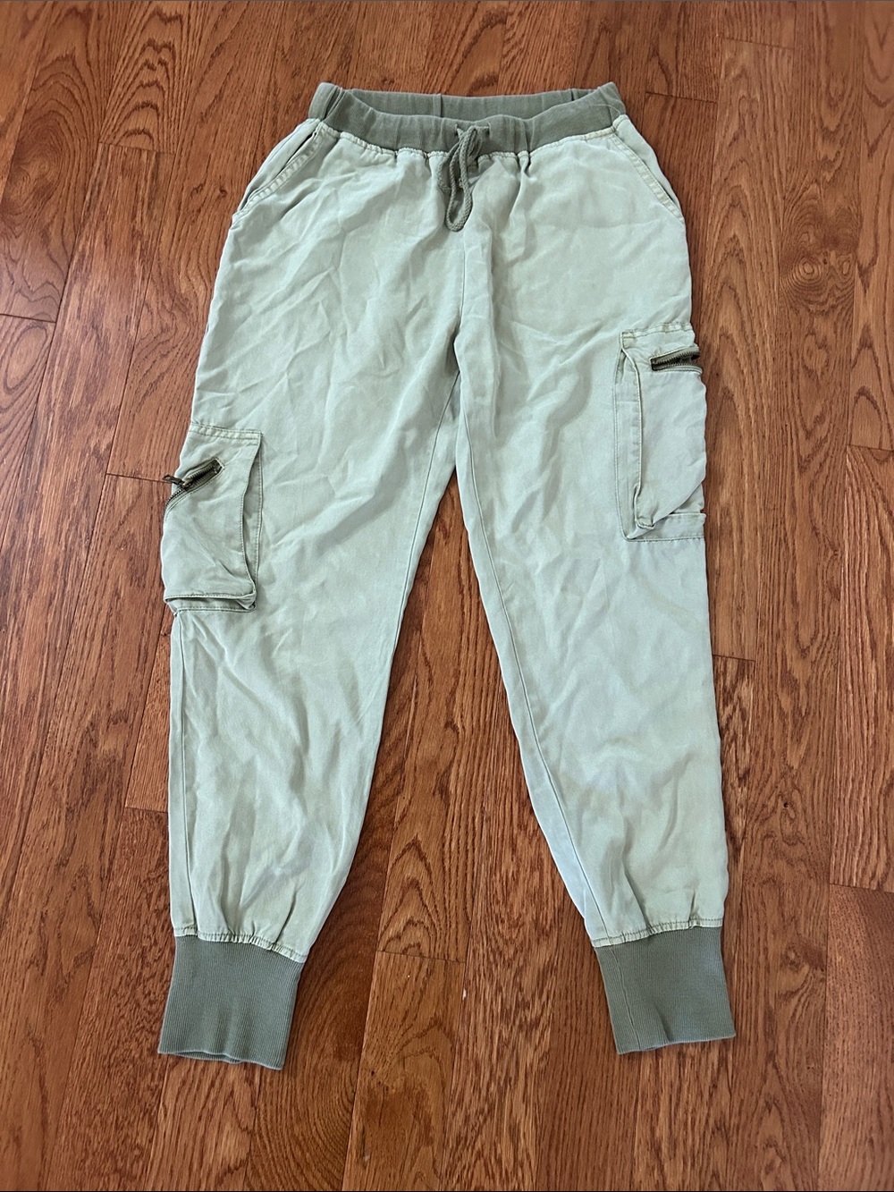 Woman Olive Green Jogger Pants